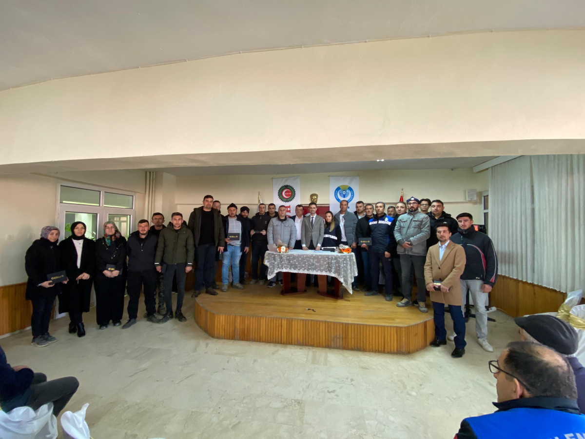 Başkan Özmen sözünü tuttu İşçilere yüzde 50 zam yapıldı