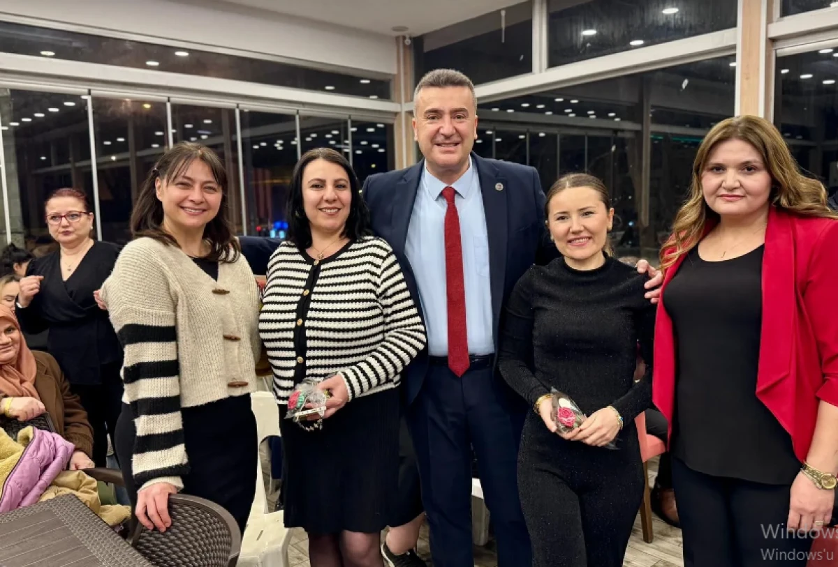 D&uuml;nya Kadınlar G&uuml;n&uuml; 