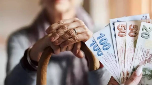 Emekli maaşlarına yeni d&uuml;zenleme geliyor
