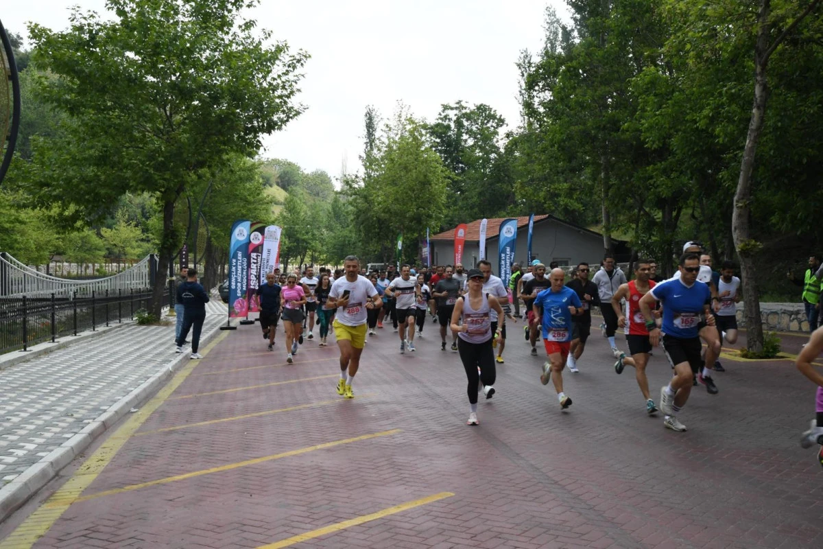 Gül Festivali sporla taçlandı