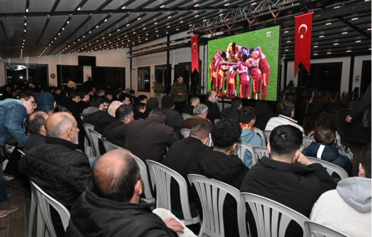 Heyecana ortak oldular