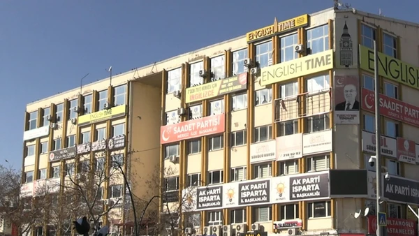 İşhanı Yıkılıp Meydan Yapılacak
