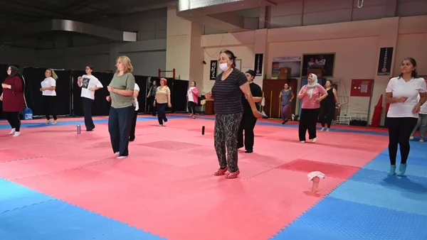 Isparta Belediyesi&rsquo;nden kadınlara y&ouml;nelik &uuml;cretsiz zumba kursu