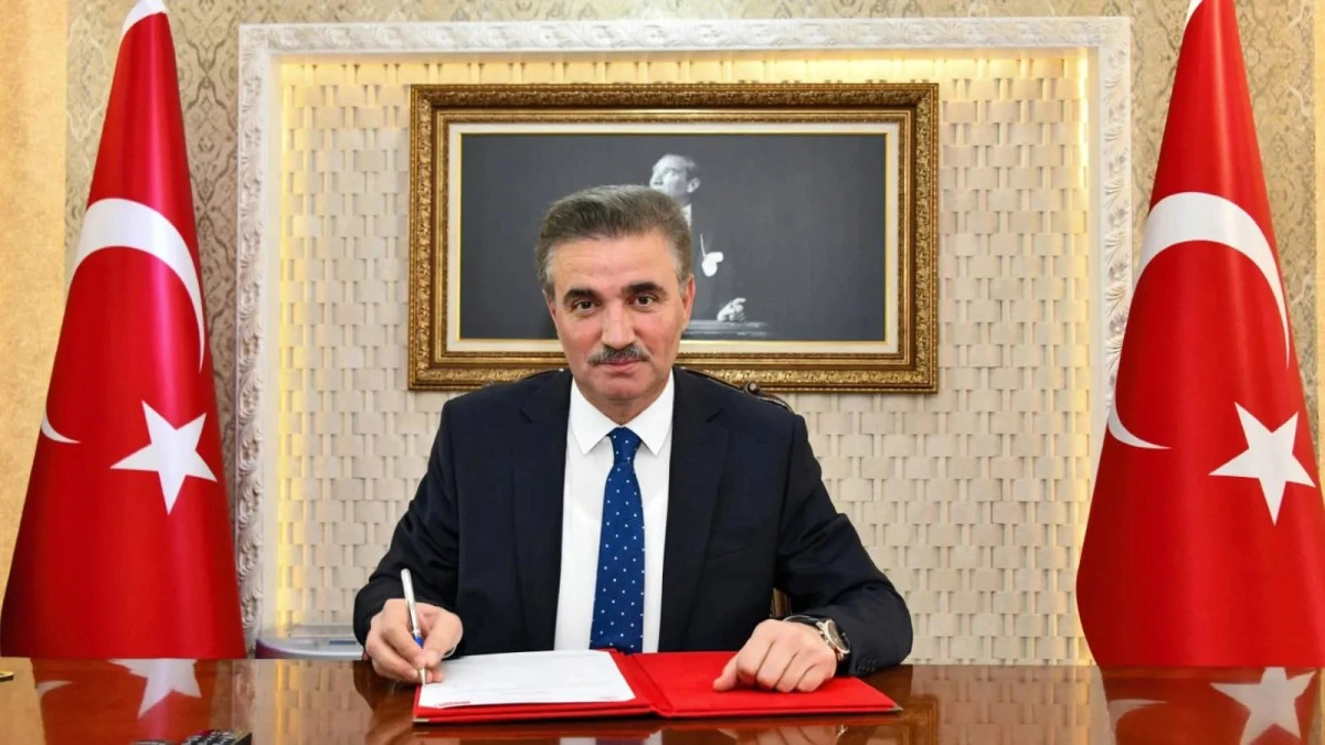 Isparta eski Valisi Aydın Baruş Erzurum Valiliğine atandı