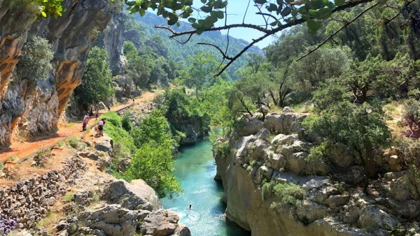 Isparta Turizminde Zirve Sonrası D&uuml;ş&uuml;ş S&uuml;r&uuml;yor