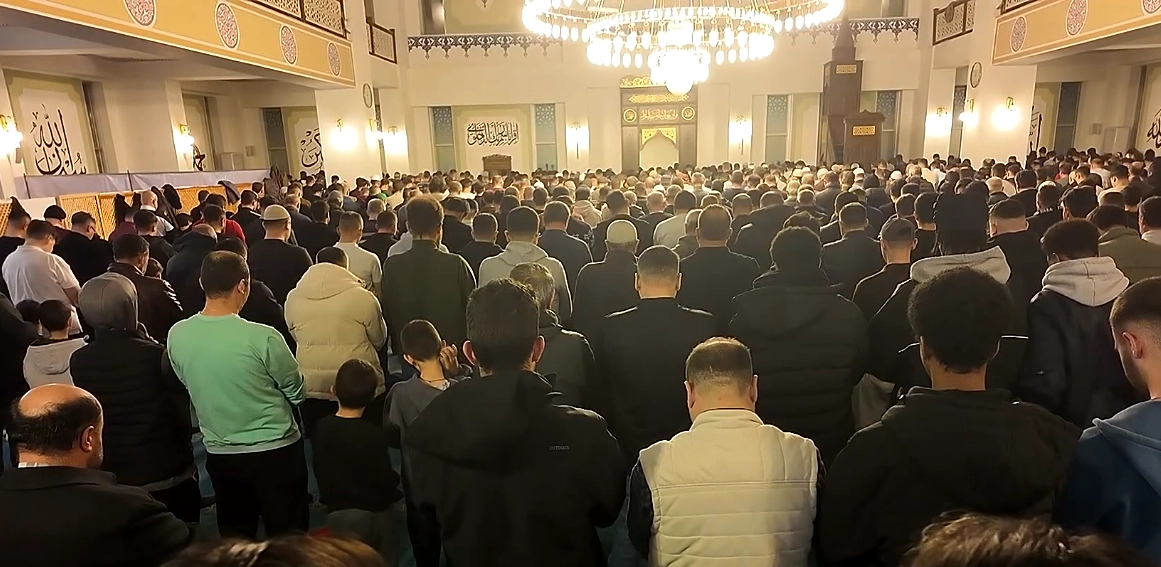 Kadir Gecesi&rsquo;nde g&ouml;n&uuml;ller bir oldu