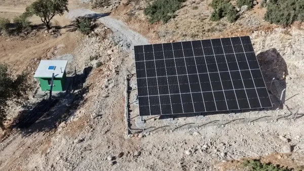 K&ouml;ylere hem su hem g&uuml;neş enerjisi desteği