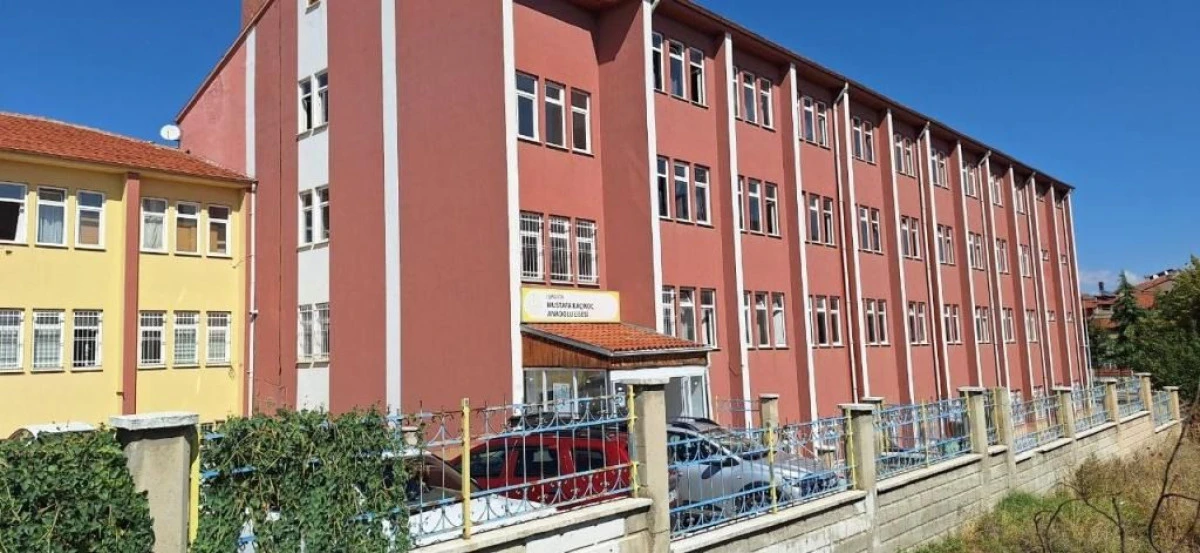 Ve karar çıktı, Vali imzayı attı Hangi okul, hangi okula taşınıyor?